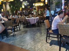 -牛头鱼庄·地道广西菜(西明店)