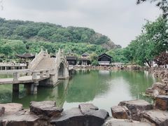 -灵岩山风景区