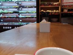 -小蛮椒麻辣烫·麻辣拌(青浦宝龙店)