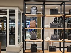 -COACH蔻驰(赛特奥特莱斯店)