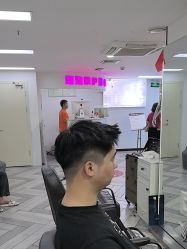 -米娜护肤造型