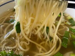 -吾穆勒蓬灰牛肉面·清真(北滨河中路店)