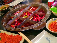 -疯狂的筷子老灶九宫格火锅