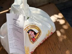 -Bánh Mì Huynh Hoa