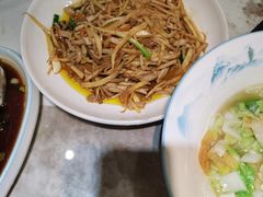 -小乡小镇·传承桐庐土菜·老板亲自烧的菜