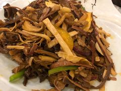 -小厨子私房菜·云南美食店