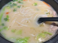 -鸡汤过桥·过桥米线