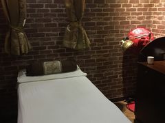 -莱蔻·圣灸堂·推拿艾灸(天山店)