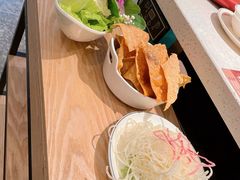 -三人行骨头王火锅(长寿店)