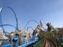 -七彩云南欢乐世界