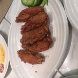 面的味道很鲜，我就点了普通的鸡汤面，汤很浓