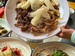 -黔蘑菇四季餐厅(观山湖店)