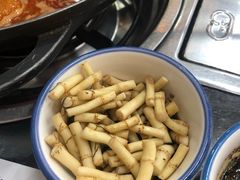 -南丹崇巍牛杂家常菜(埌东店)