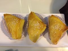 -新大咀港式茶餐厅(宝山万达店)