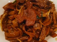 干炒牛河-稻香酒家·34年老字号·港式粤菜(汉街店)