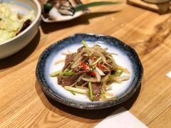 香芹风味牛舌-小句号·精致料理(江南环球港店)