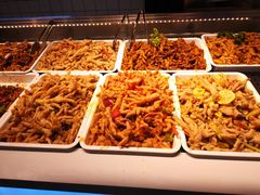 -八一路好吃街(雨田商务大厦店)