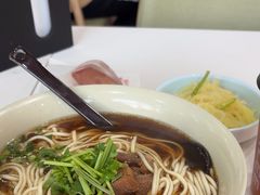 -李先生牛肉面大王(北京站售票厅餐厅)