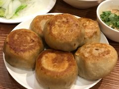 -清真吴记门钉肉饼·喜多利