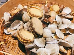 明虾海鲜拼-澳美徕·港式花胶鸡火锅(高新万达店)