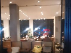 -阡陌上花园设计师民宿(深圳坪洲地铁站店)
