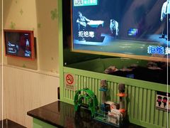 -唯爱KTV聚会餐厅(仙林东城汇店)