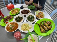 -明记烧鱼美味店