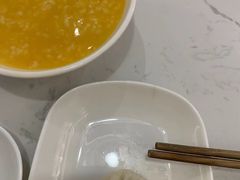 -李与白包子铺(桐梓林店)