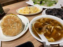 -护国寺小吃店(红莲南路店)