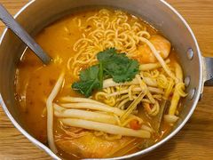 冬阴功汤-About Bistro關於·泰式家庭料理