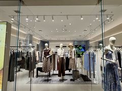 -王府井奥莱临潼小镇(临潼店)