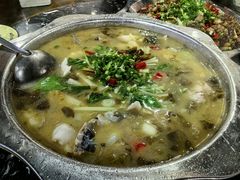 -廖哥泡椒兔(峨眉店)