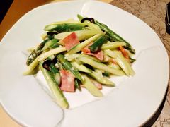 -穹六人间 people 6(岳阳路店)