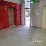 运动、看球、吃饭