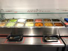 自助取餐区-包整·丝娃娃(一览甲秀楼风景店)