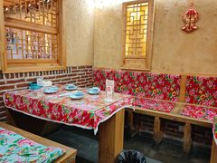 -闯关东东北农家菜(崂山石老人店)