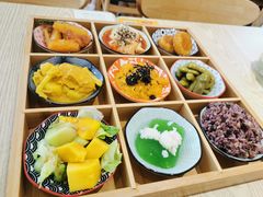 -轻蔬不用等·素食(江苏路店)
