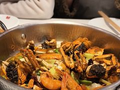 -七欣天香辣蟹火锅(闵行浦江欢乐颂店)