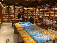 -新华书店(永安路店)