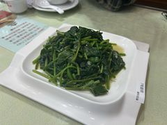 蒜茸番薯叶-东四民芳餐厅(世茂工三店)