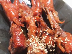 连骨头都不剩的鸡爪-佬肥猫(周浦万达店)