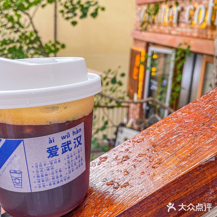 太适🈴️一家被各种当背景照的咖啡店～