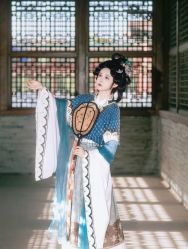 -苏州窝边小草摄影·汉服妆造跟拍(拙政园店)