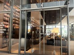 -茑屋书店(天目里店)
