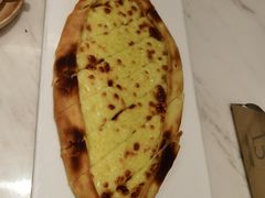 芝士披萨-伊斯坦布尔土耳其清真咖啡餐厅