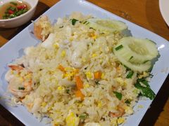海鲜炒饭-Ruam Saep Yok Khok Som Tam