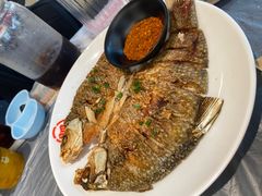 -肥肥虾庄·金牌油焖大虾(东湖欢乐谷店)
