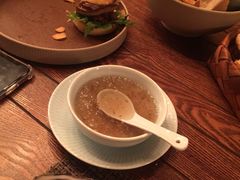 -斯普汇生蚝牛排馆(中骏世界城店)