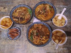 -粉家柳州螺蛳粉(杨宅路店)