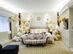 -深圳富苑皇冠假日套房酒店